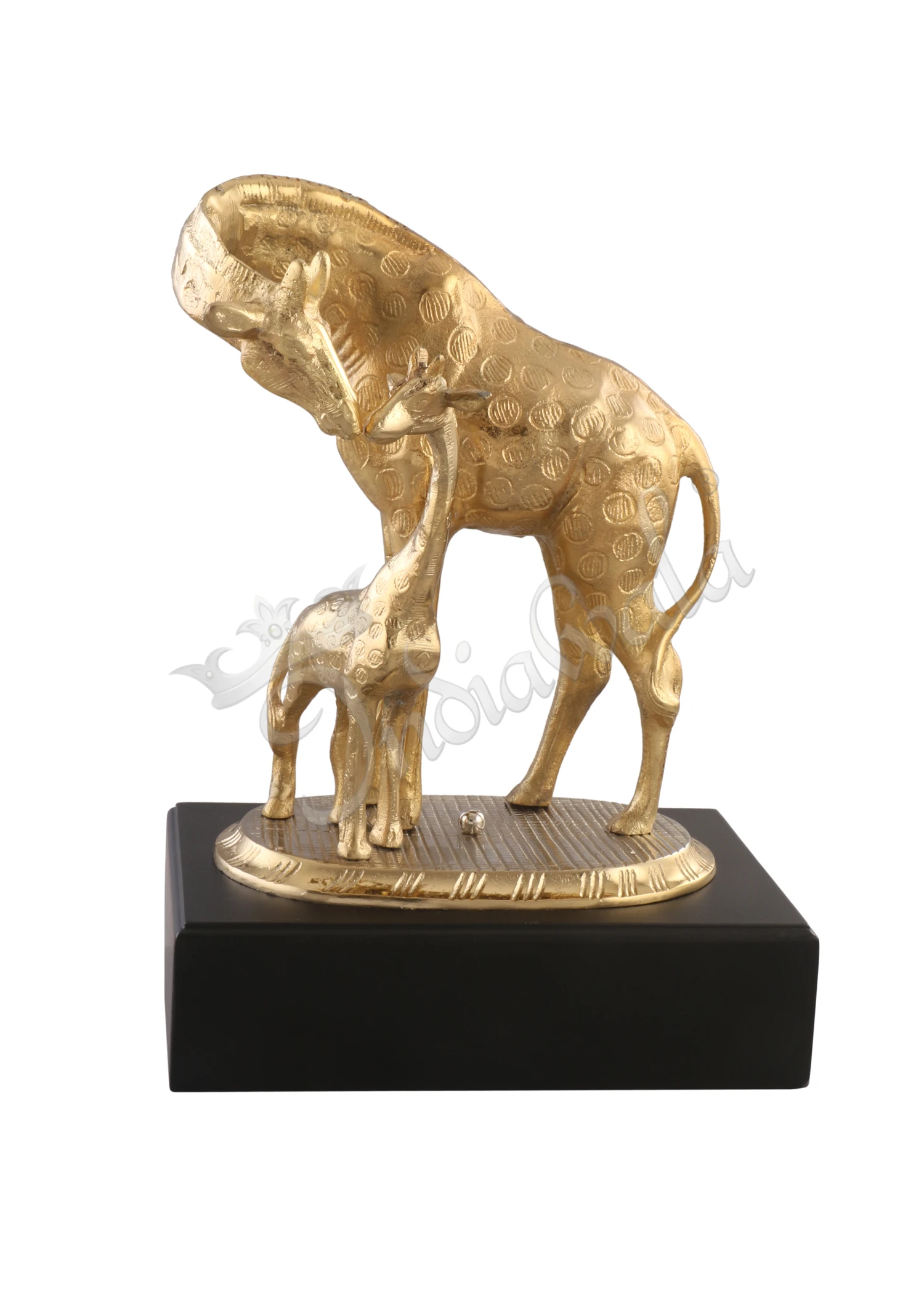 INW-15349-10 Elegant Silver Plated Aluminium Giraffe Statue for home decor and corporate gifting
