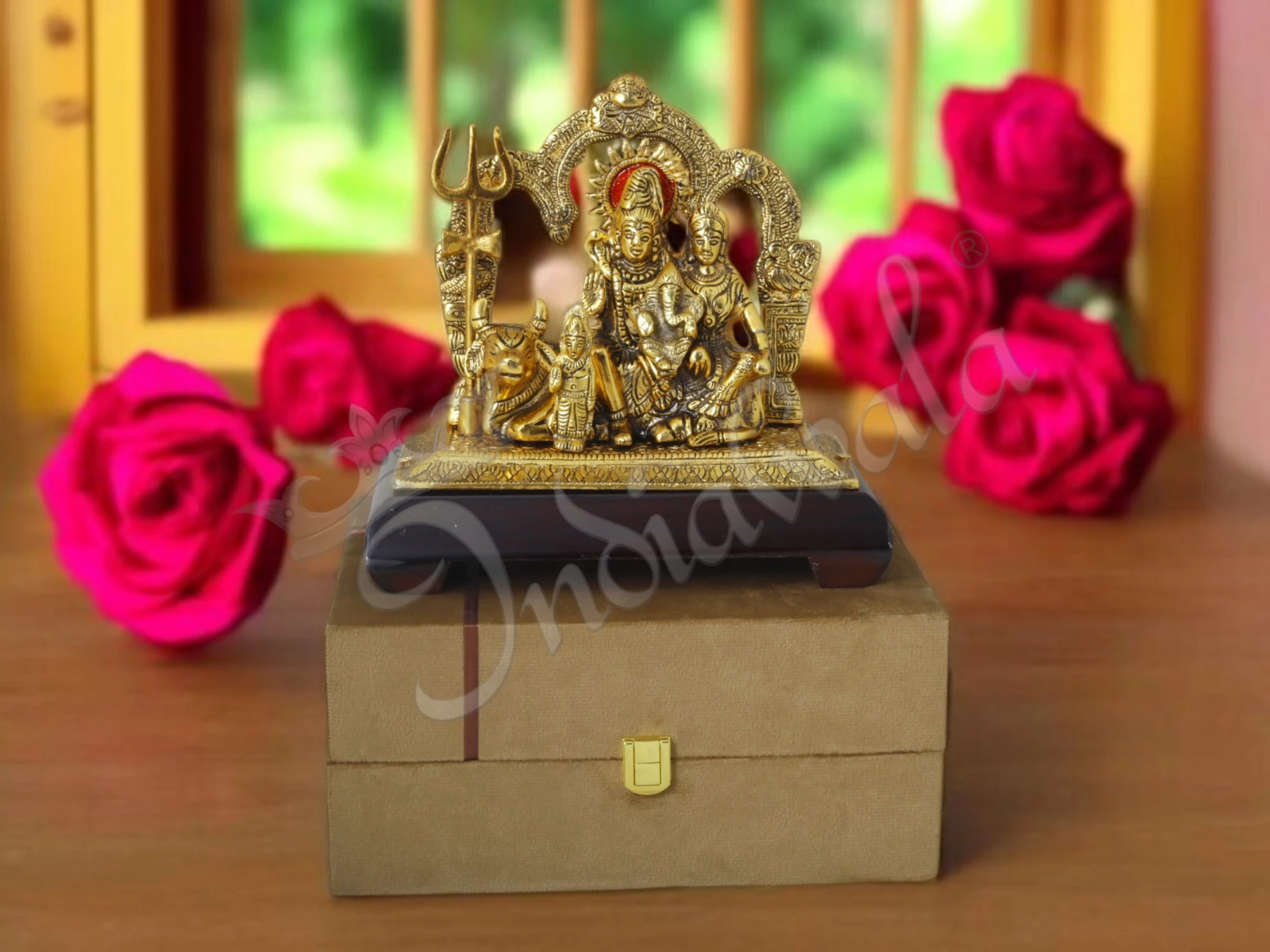 INW-15425-2 Gold Plated Shiv Parivar Wooden Base Statue