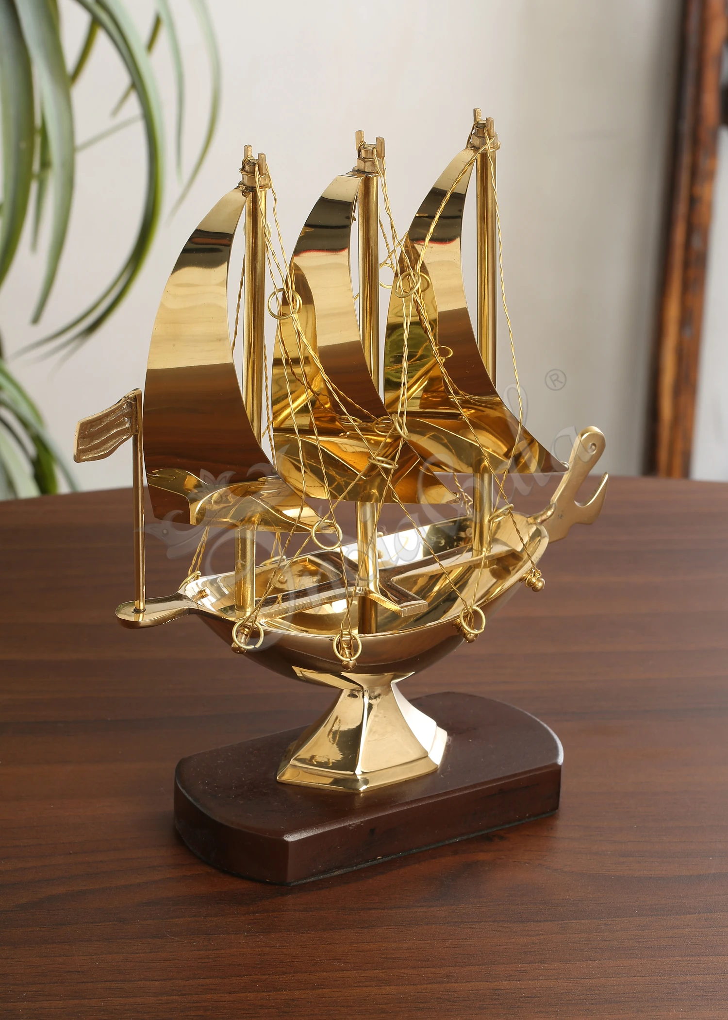INW-5026 9 Inch Gold Plated Brass Nautical Ship Figurine for home decor and corporate gifting