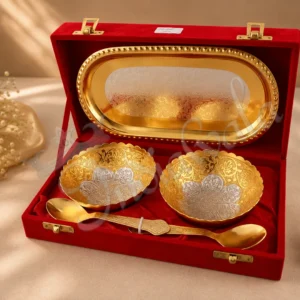 Dual tone aluminium bowl set with steel tray in a velvet box