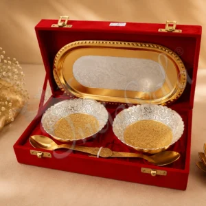 A premium 3.5 inch dual tone aluminium bowl set of 2 with a steel tray in a velvet box.