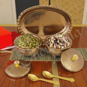 Elegant PVD coated steel bowl set with tray in a velvet box