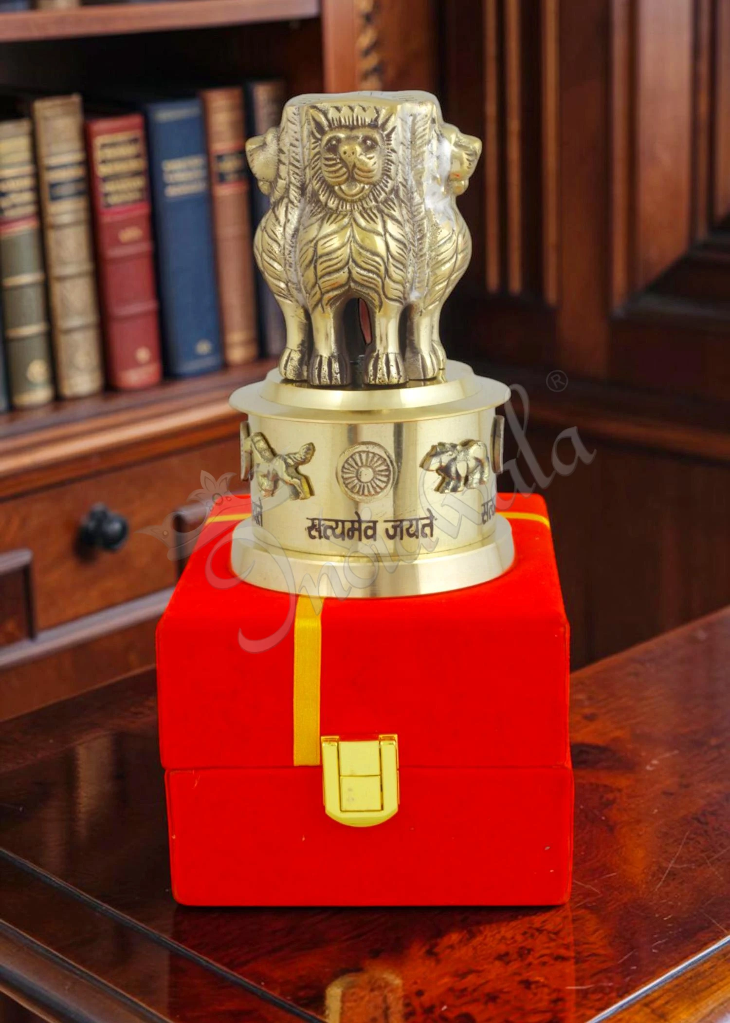 INW-9386 3 Inch Brass Ashoka Pillar Gifting Statue in a premium velvet box