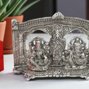 Silver Plated Lakshmi Ganesh 8x6 Inch Statue in a premium velvet box