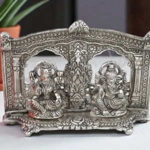 Silver Plated Lakshmi Ganesh Gifting Idol in 8x6 inch size