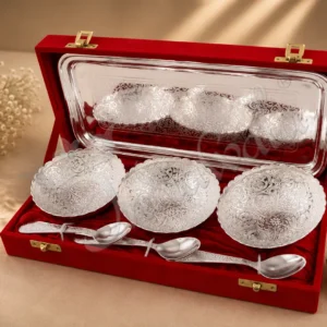 Silver plated bowl set of 3 with steel tray in a velvet box