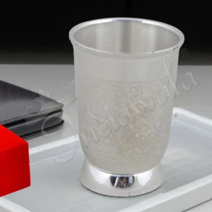 Elegant 4 Inch Silver Plated Steel Gifting Glass in a velvet box
