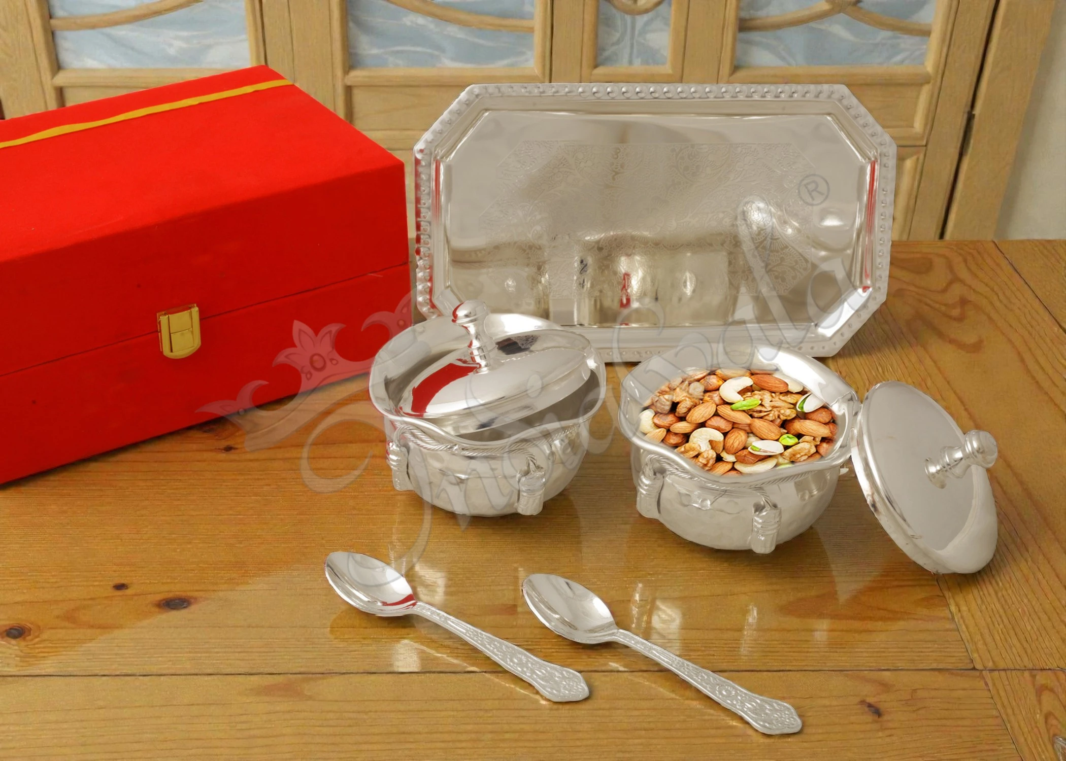 INW-9307-1 Elegant Silver Plated Brass Tia Bowl Set with Tray in a premium velvet box