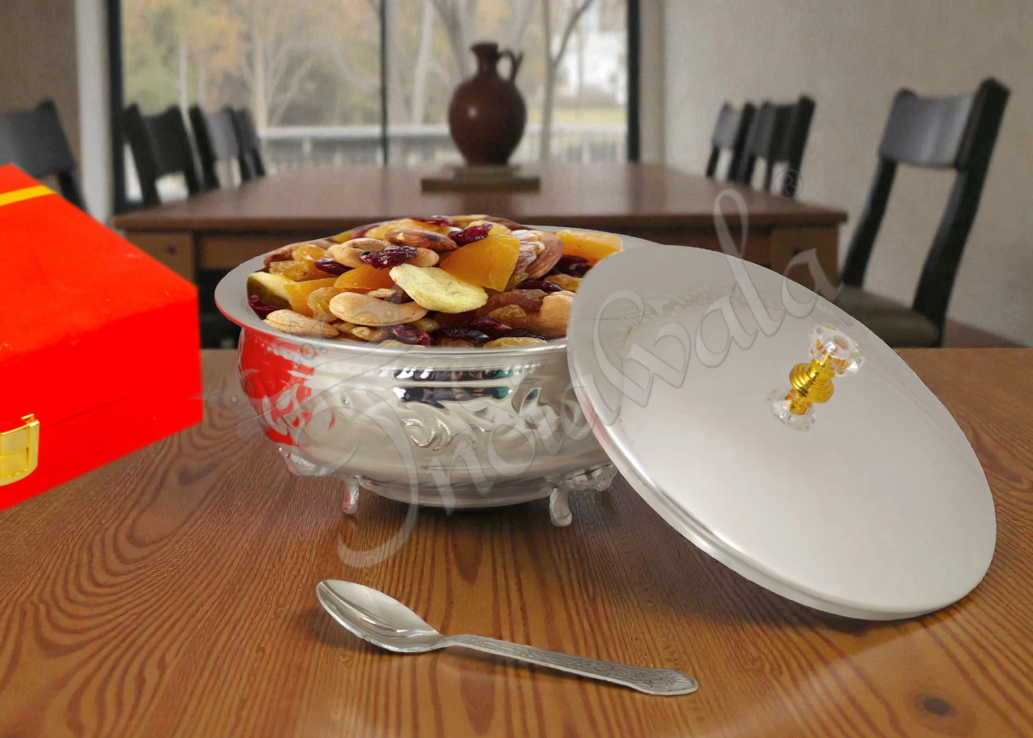 INW-9322 6 Inch Silver Plated Steel Bowl Set in a luxury velvet box