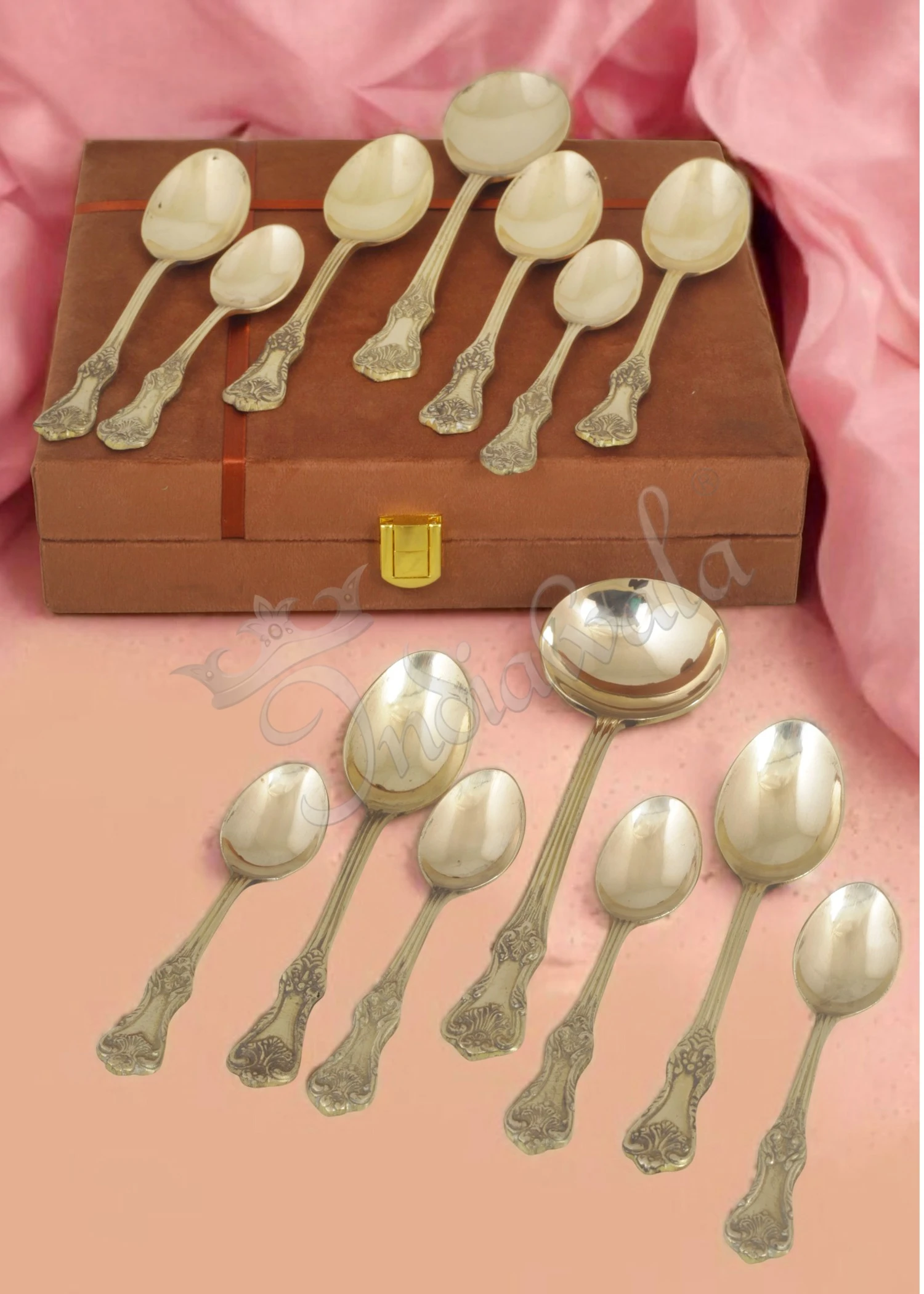 INW-9328 Elegant brass finish velvet box cutlery set with three spoons