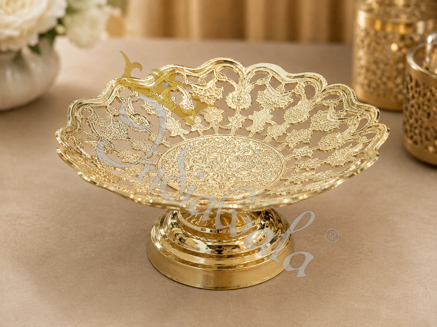 INW-9415_1 Handcrafted 9 Inch Brass Tabletop Fruit Bowl in a premium velvet box