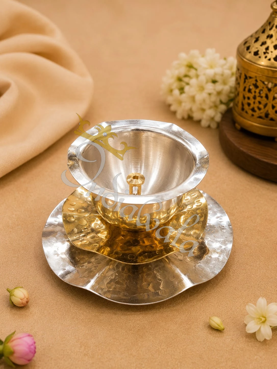 INW-9436_2 Elegant Silver Plated Velvet Box Diya for festive gifting